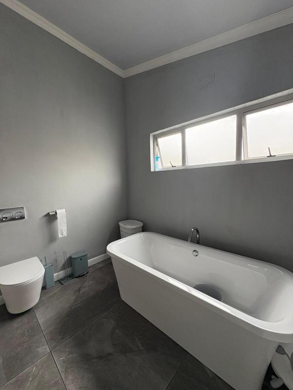 2 Bedroom Property for Sale in Hagley Western Cape